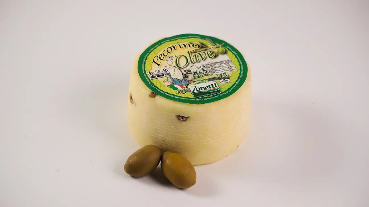 Pecorino alle olive foto prodotto 1